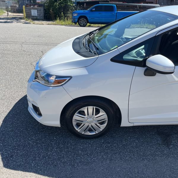 Used 2019 Honda Fit LX image 4