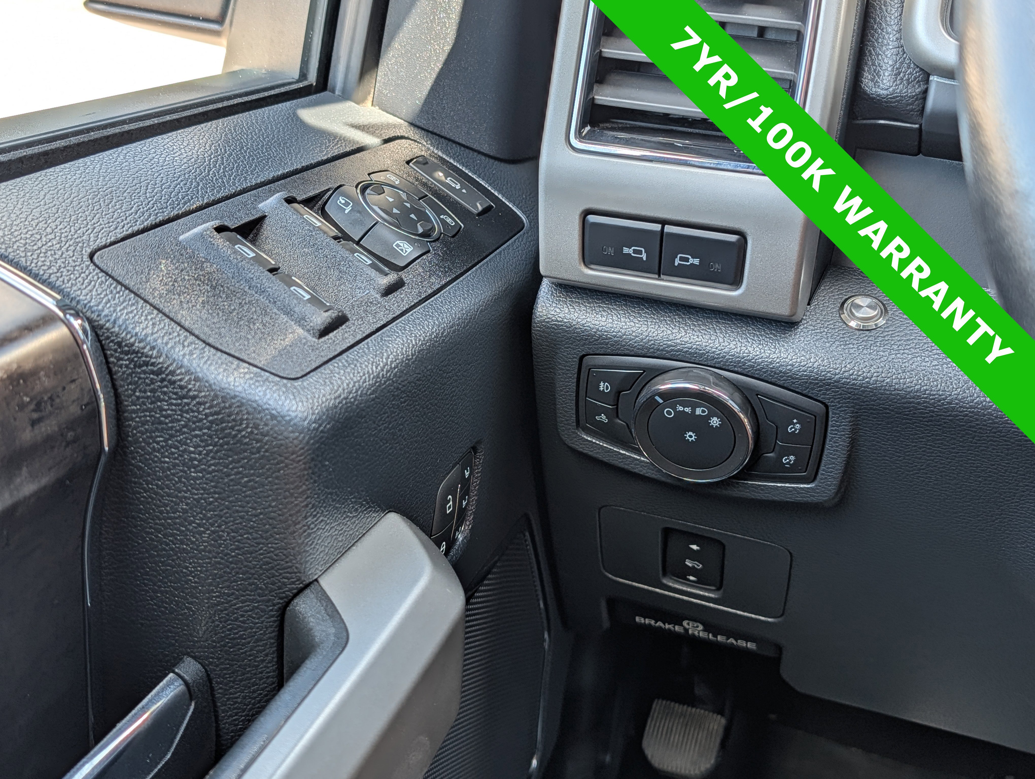 Certified 2022 Ford F350 Lariat w/ Chrome Package AWD/4WD image 27