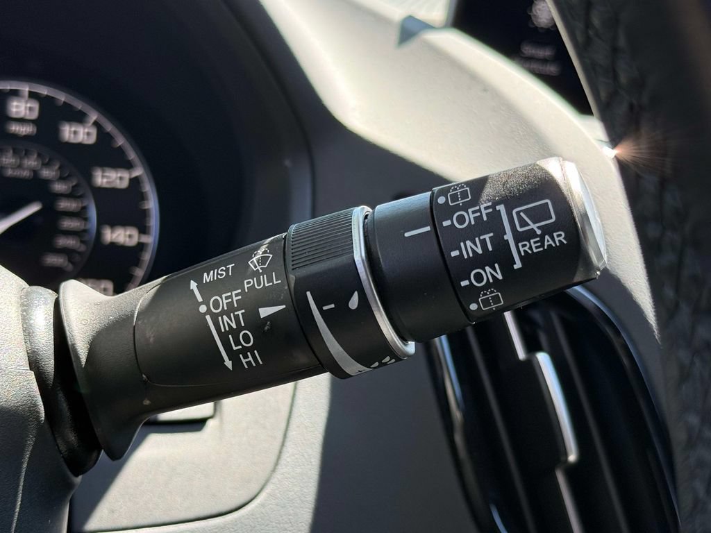 Certified 2025 Acura RDX SH-AWD image 31