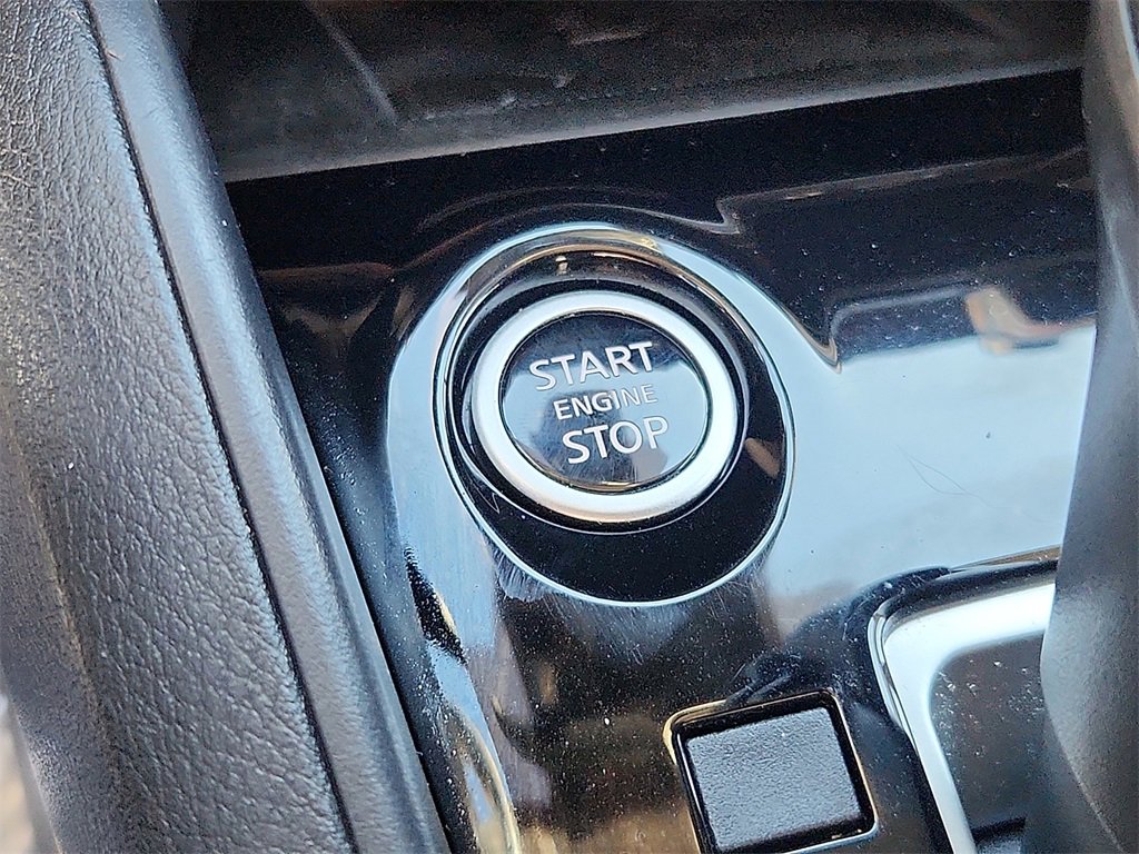 Used 2024 Nissan Versa SV w/ Trunk Package image 22