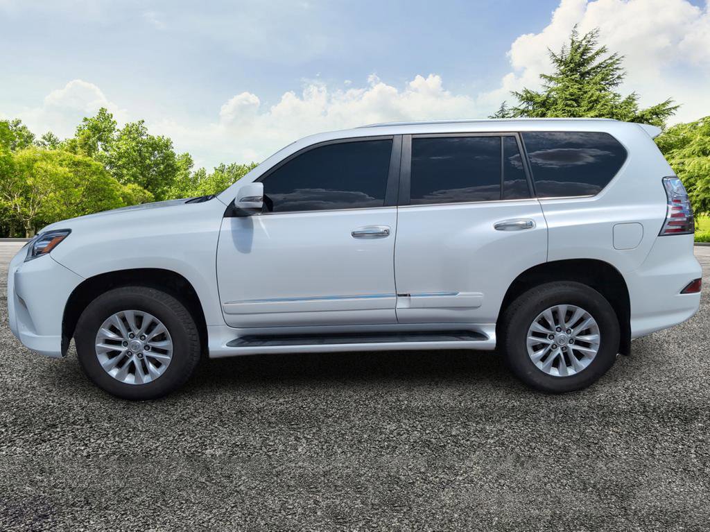 Used 2015 Lexus GX 460 w/ Premium Package AWD/4WD image 4