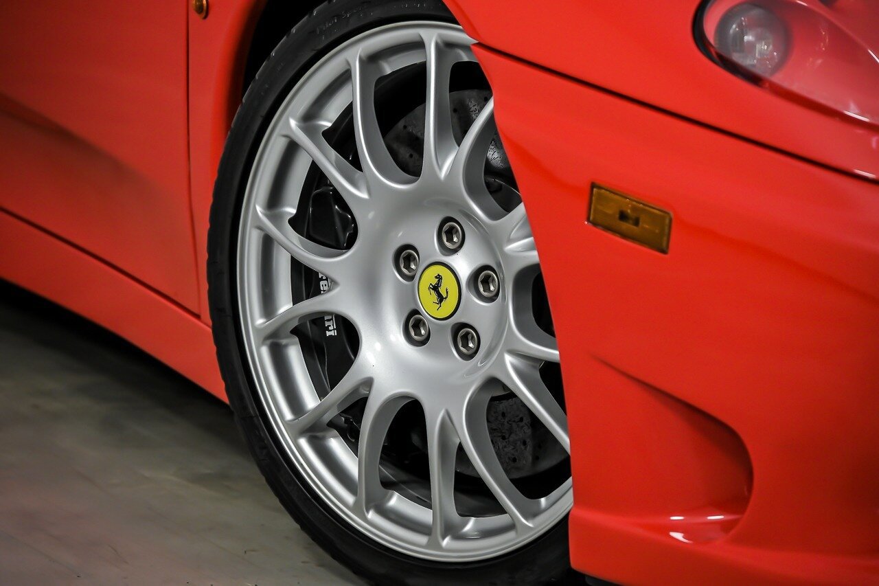 Used 2004 Ferrari 360 Challenge Stradale RWD image 4