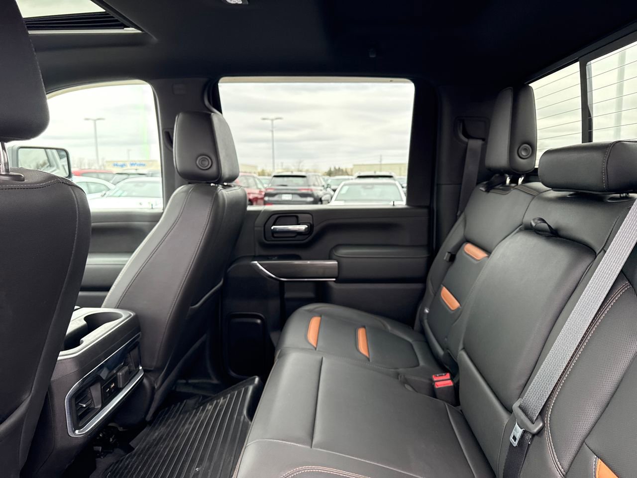 Used 2022 GMC Sierra 2500 AT4 w/ AT4 Preferred Package AWD/4WD image 14