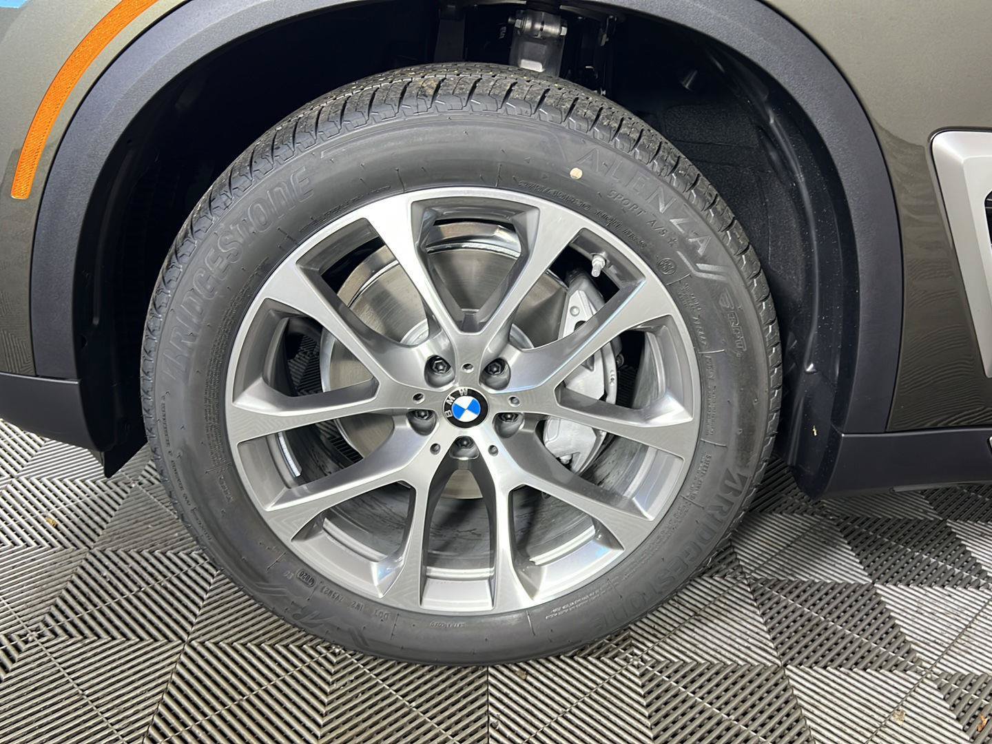 New 2026 BMW X5 xDrive40i AWD/4WD image 6