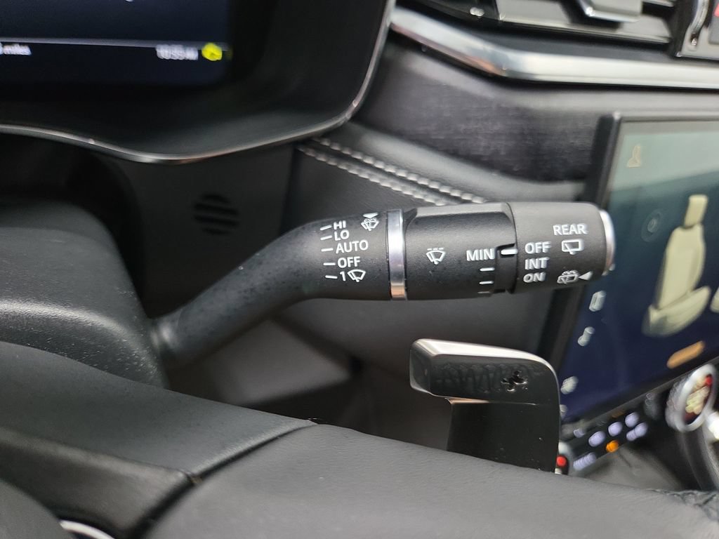 Used 2025 Jaguar F-PACE R-Dynamic S AWD/4WD image 48