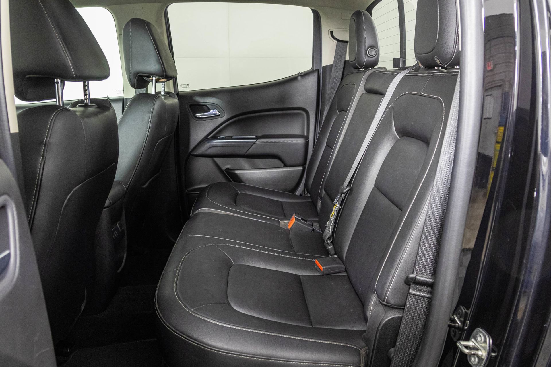 Used 2016 GMC Canyon SLT w/ Driver Alert Package image 38