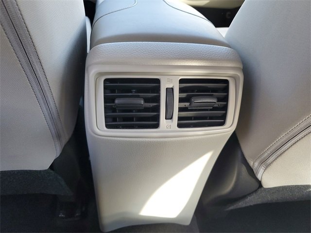 Certified 2022 Nissan Rogue Sport SV image 28