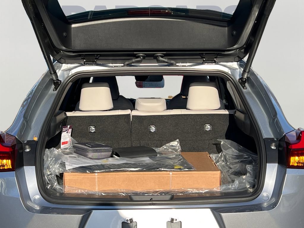 New 2025 Lexus UX 300h AWD image 7