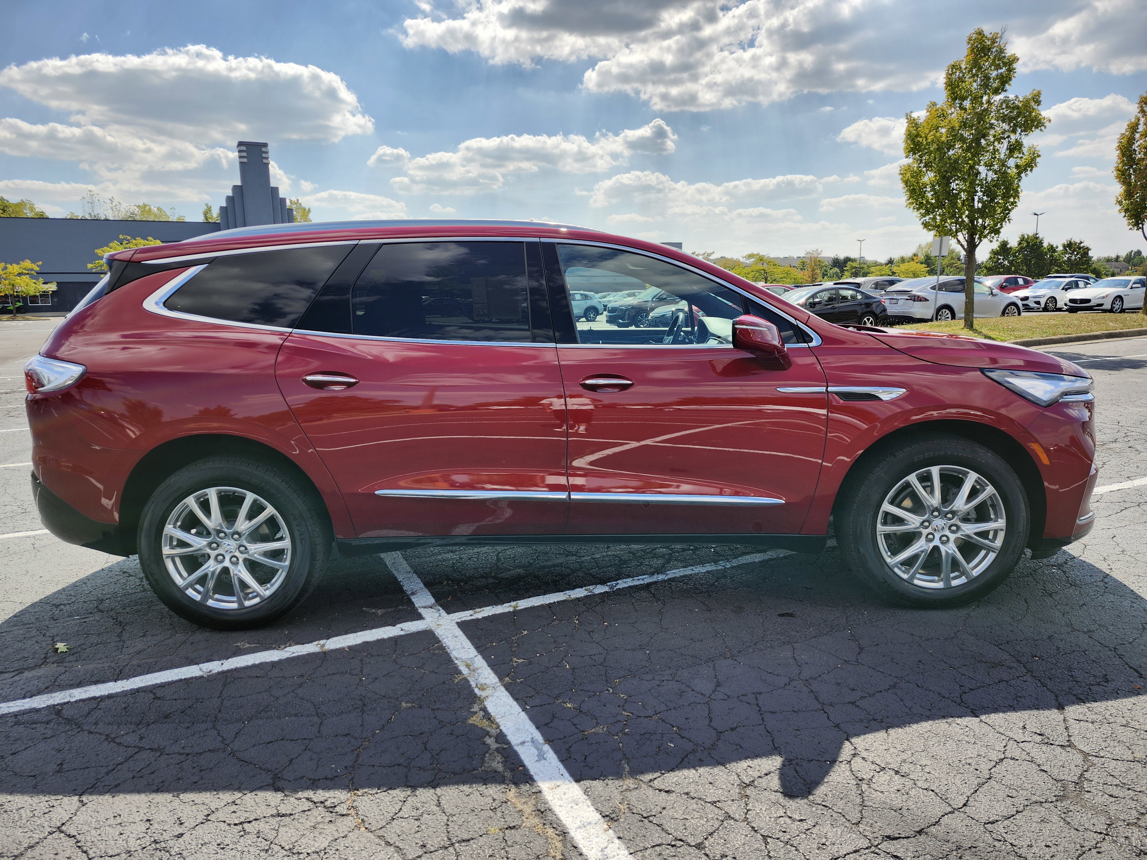 Used 2023 Buick Enclave Premium w/ Experience Buick Package image 11