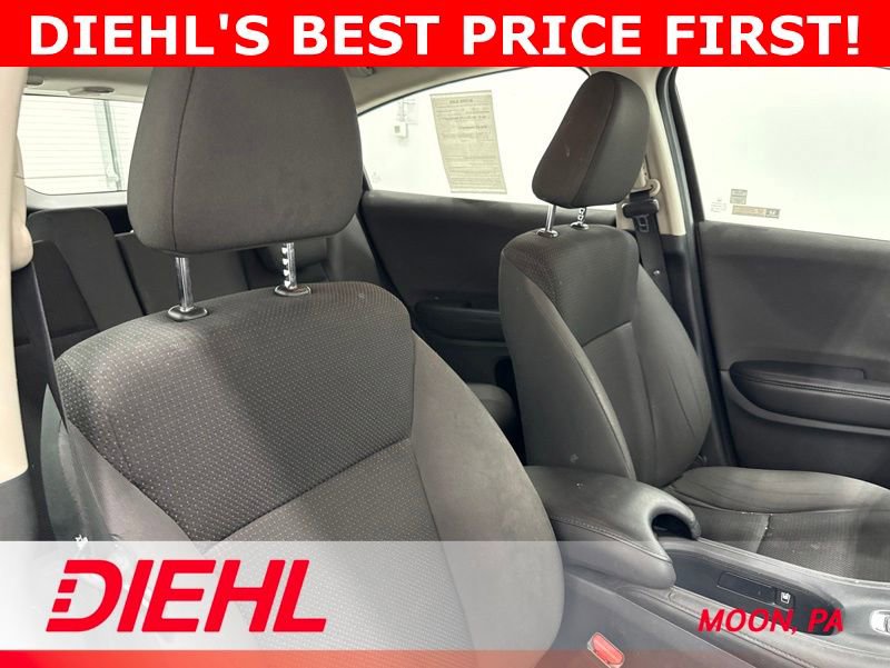 Used 2019 Honda HR-V LX image 12