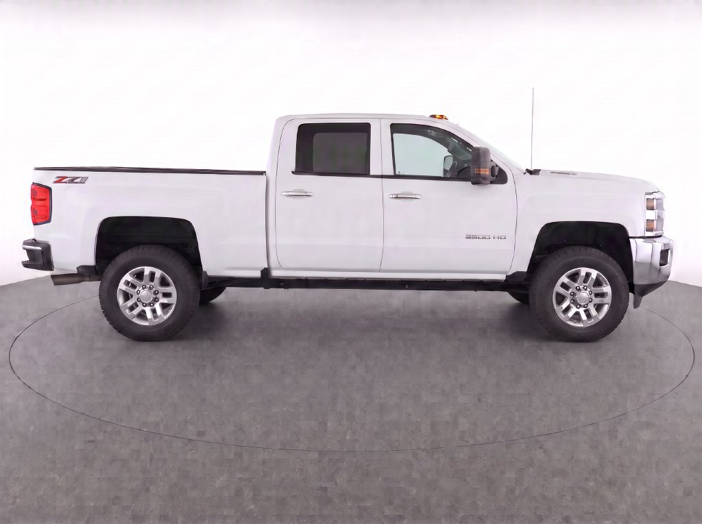 Used 2019 Chevrolet Silverado 3500 LT w/ LT Convenience Package AWD/4WD image 10