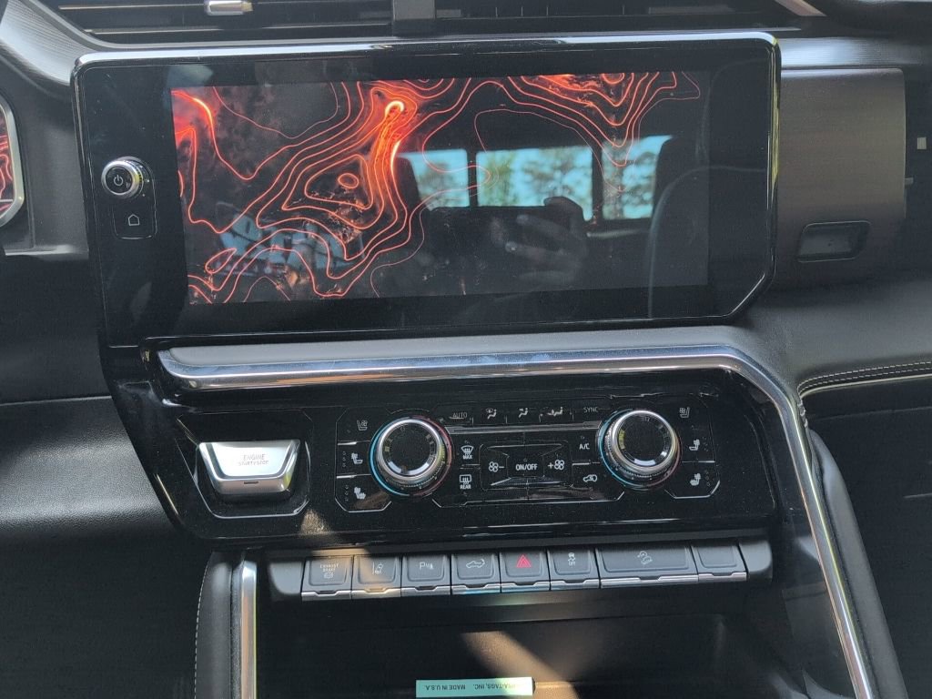 Used 2024 GMC Sierra 2500 Denali Ultimate image 9