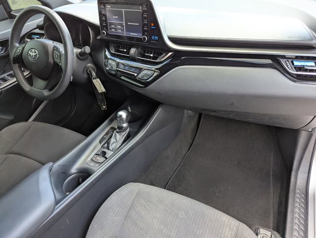 Used 2019 Toyota C-HR LE image 11