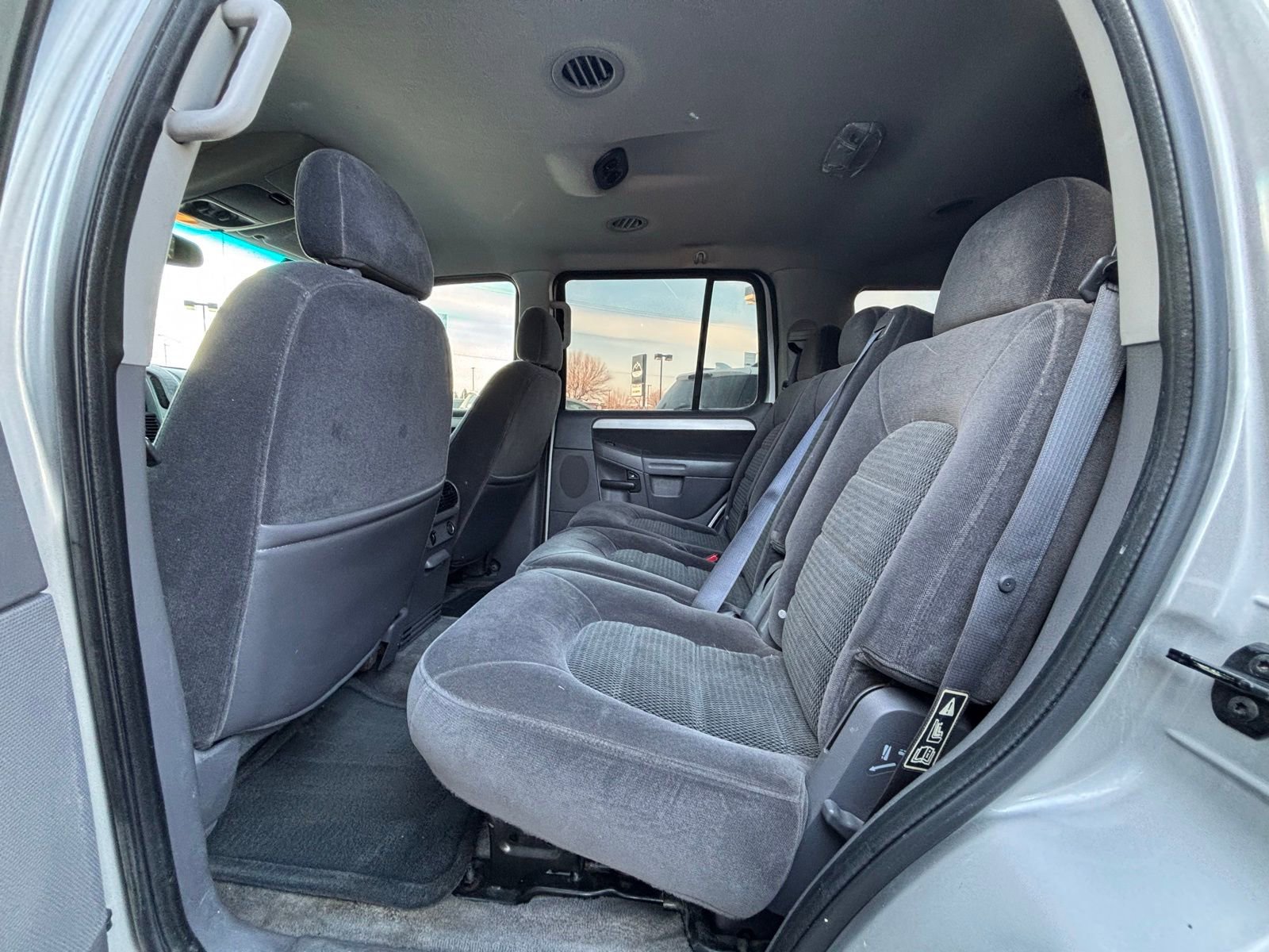 Used 2003 Ford Explorer XLT image 16