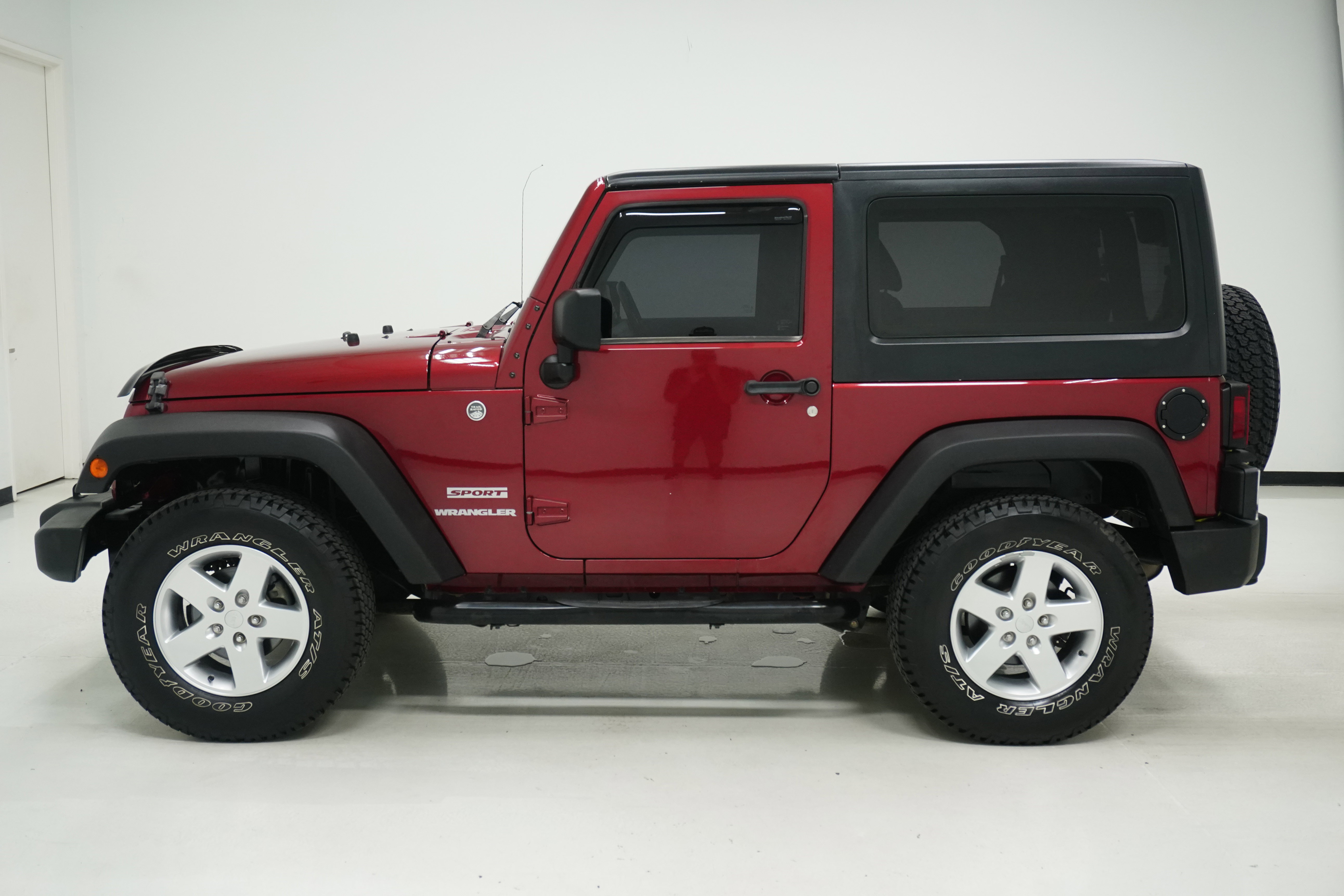 Used 2013 Jeep Wrangler Sport image 7