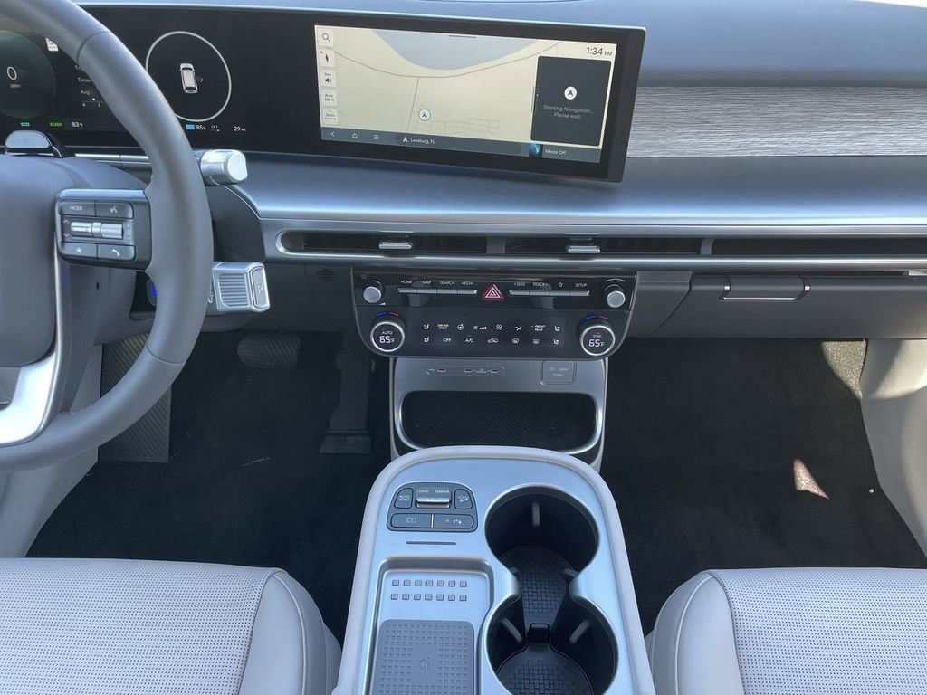 New 2026 Hyundai Ioniq 9 SEL image 5