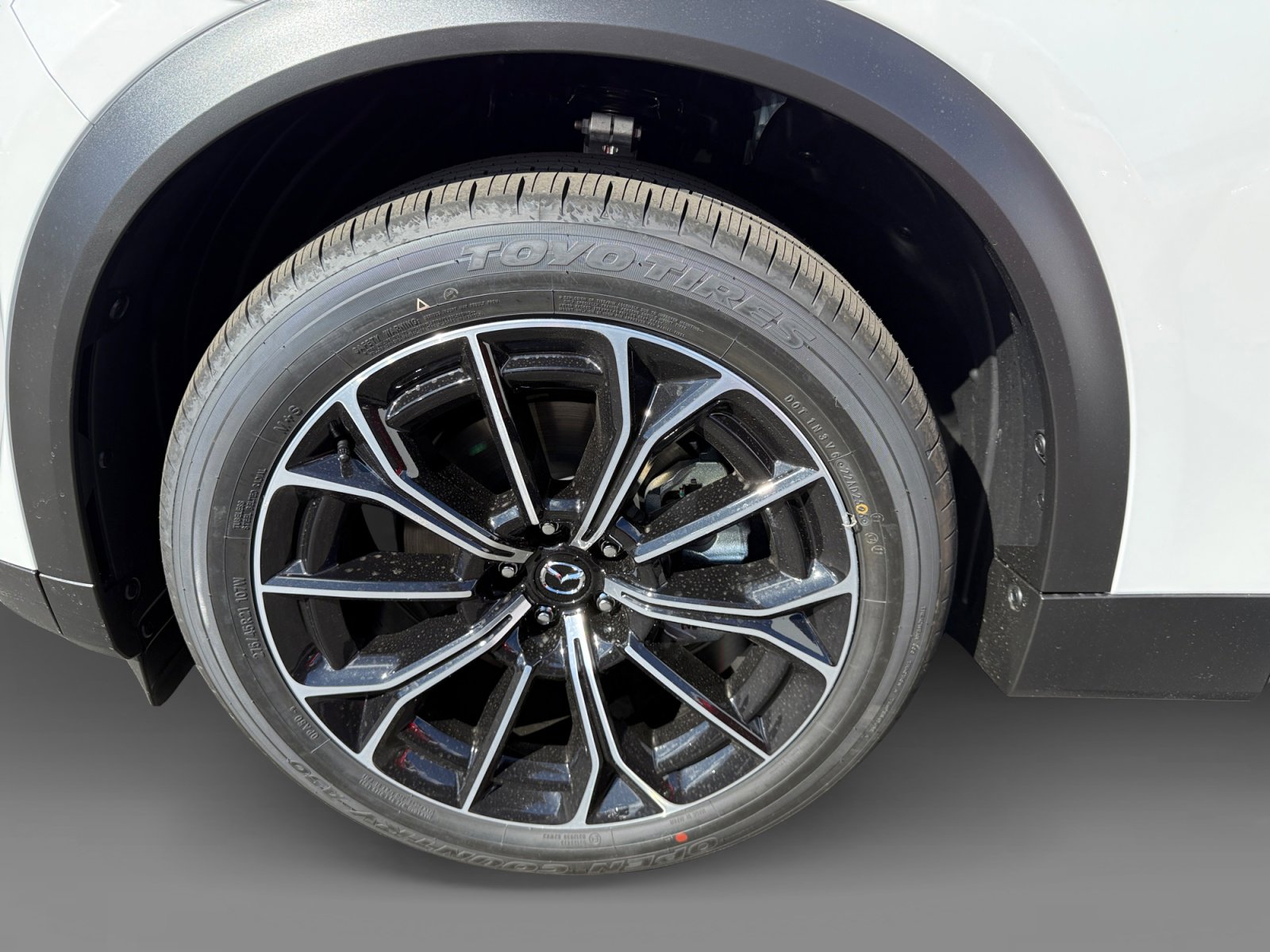 New 2025 MAZDA CX-70 Plug-In Hybrid w/ Premium Pkg image 9