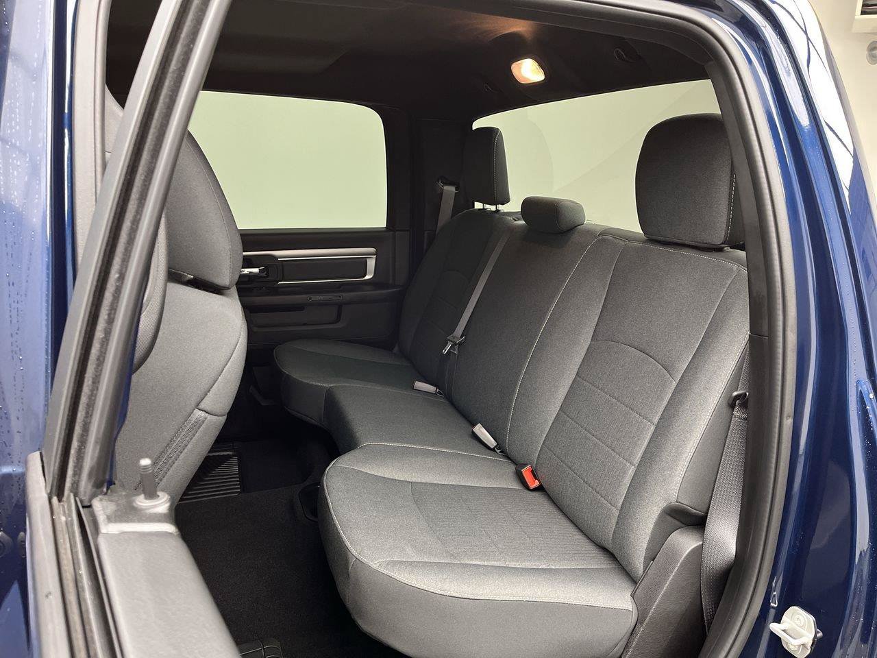 Used 2023 RAM 1500 Warlock AWD/4WD image 10