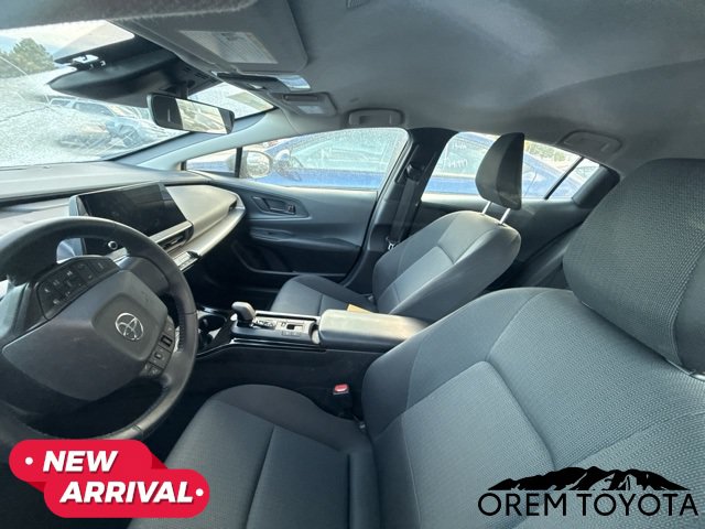 Used 2025 Toyota Prius LE FWD image 20