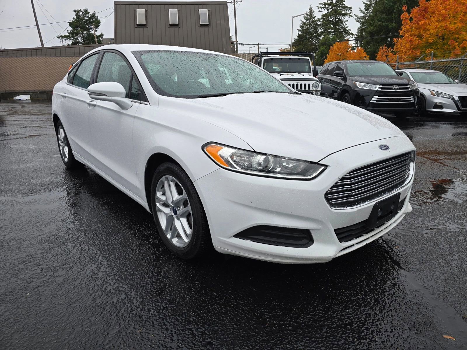 Used 2016 Ford Fusion SE image 7