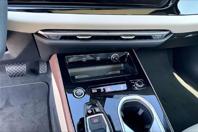 New 2026 Audi A6 Premium Plus AWD/4WD image 26