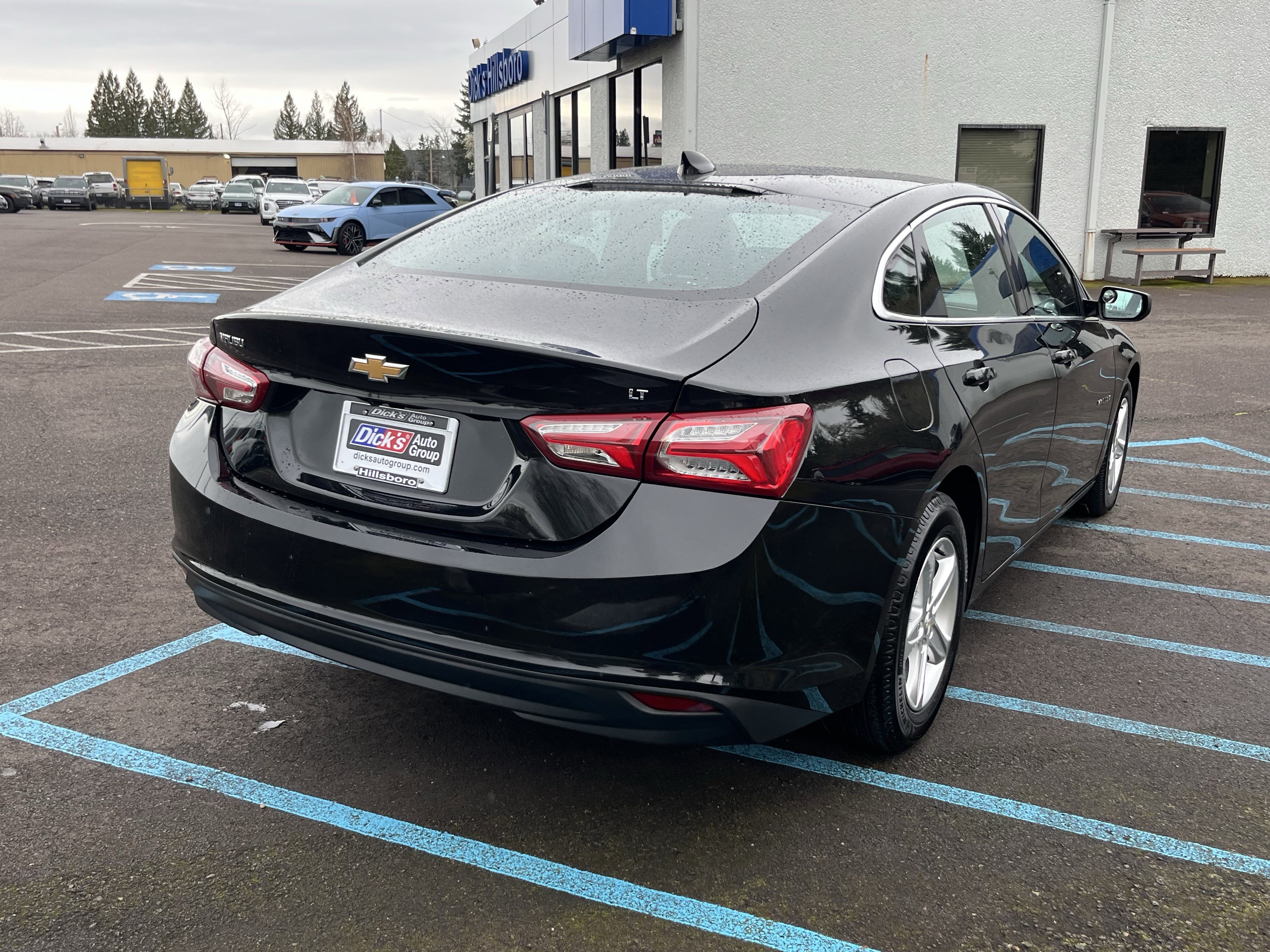 Used 2022 Chevrolet Malibu LT FWD image 5