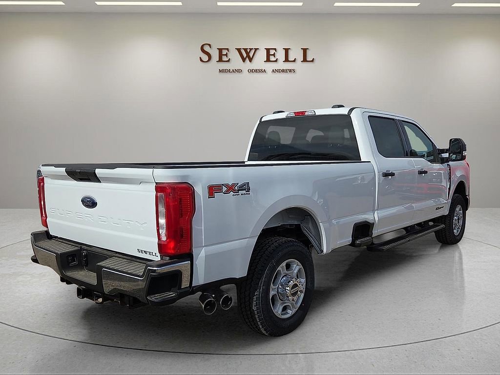 New 2026 Ford F350 XLT image 4
