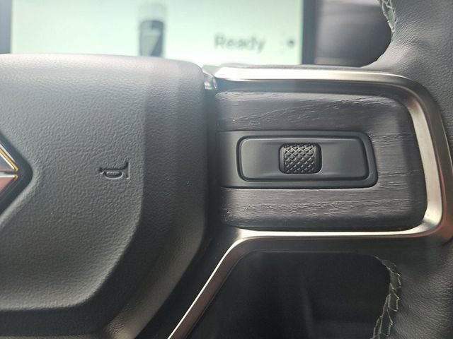 Used 2024 Rivian R1S Adventure image 31