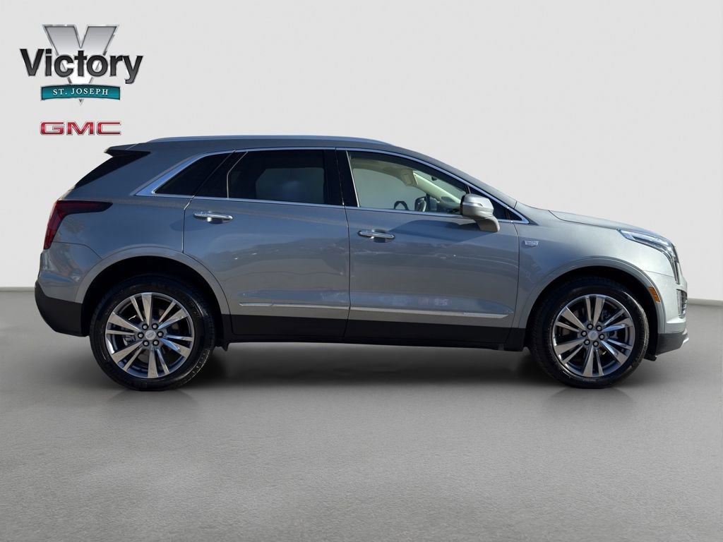 Used 2025 Cadillac XT5 Premium Luxury image 18