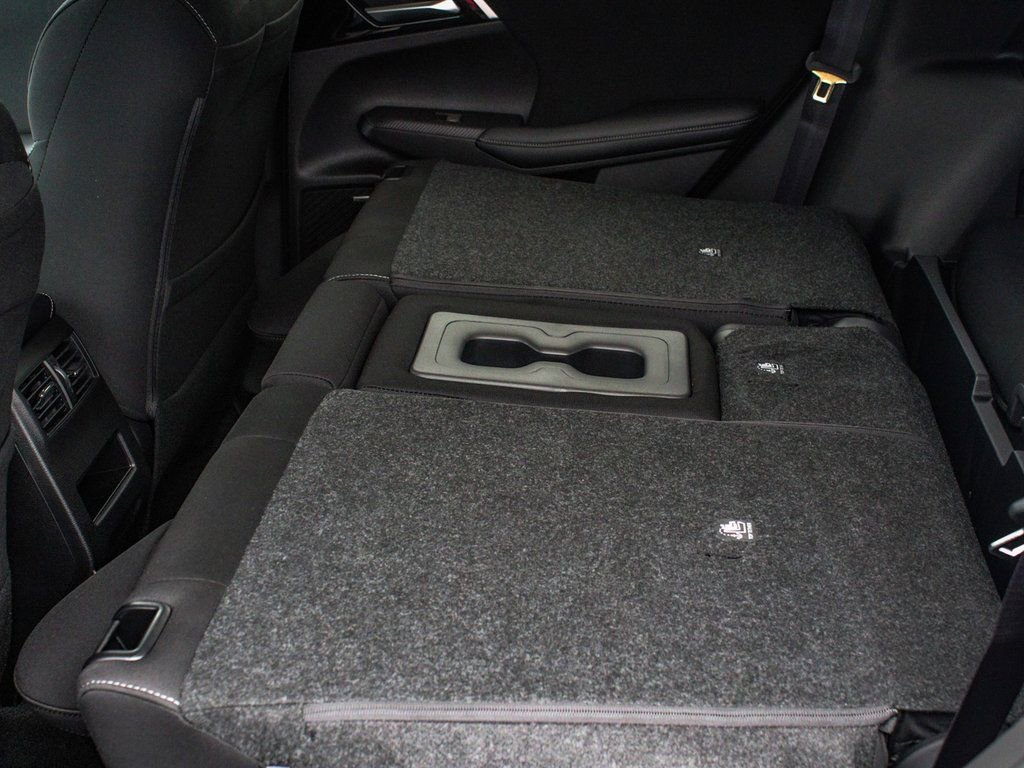 New 2026 Mitsubishi Outlander ES AWD/4WD image 35