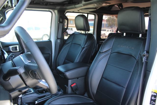 Used 2023 Jeep Wrangler Unlimited Sahara w/ Cold Weather Group AWD/4WD image 38
