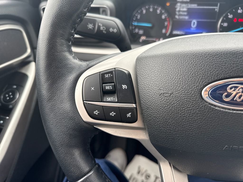 Used 2023 Ford Explorer XLT w/ Equipment Group 202A image 32