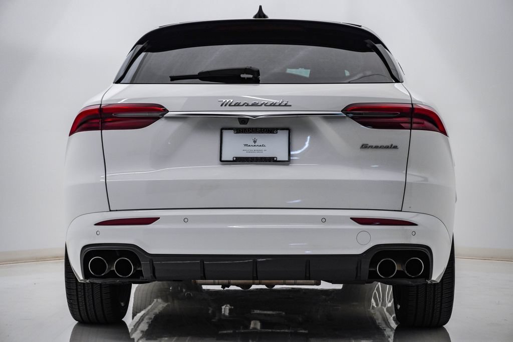 Certified 2025 Maserati Grecale GT AWD/4WD image 8