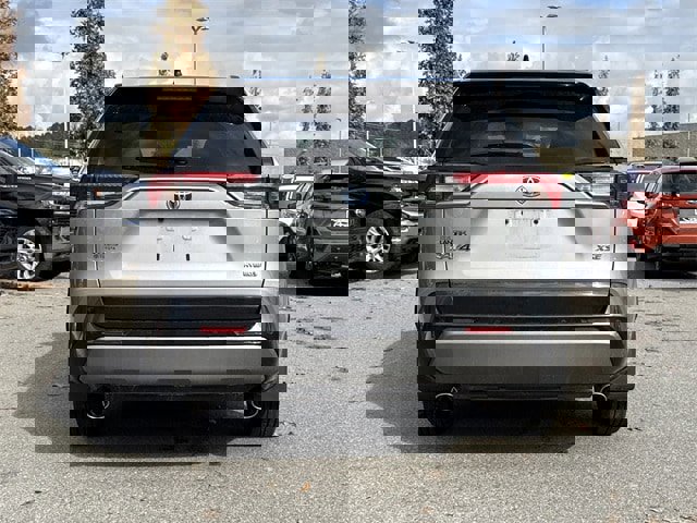 Used 2021 Toyota RAV4 XSE image 4