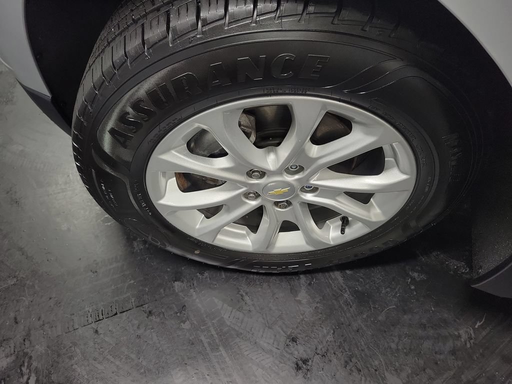 Used 2019 Chevrolet Equinox LS FWD image 14
