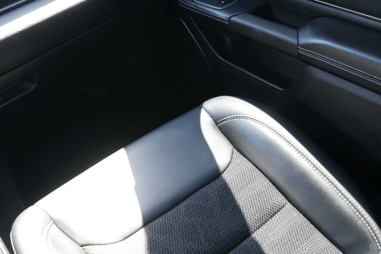 Used 2020 RAM 1500 Rebel w/ Rebel Level 1 Equipment Group AWD/4WD image 24