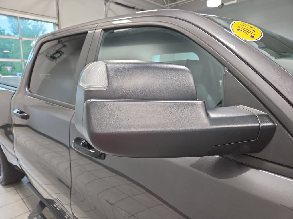 Used 2024 RAM 1500 Laramie AWD/4WD image 50