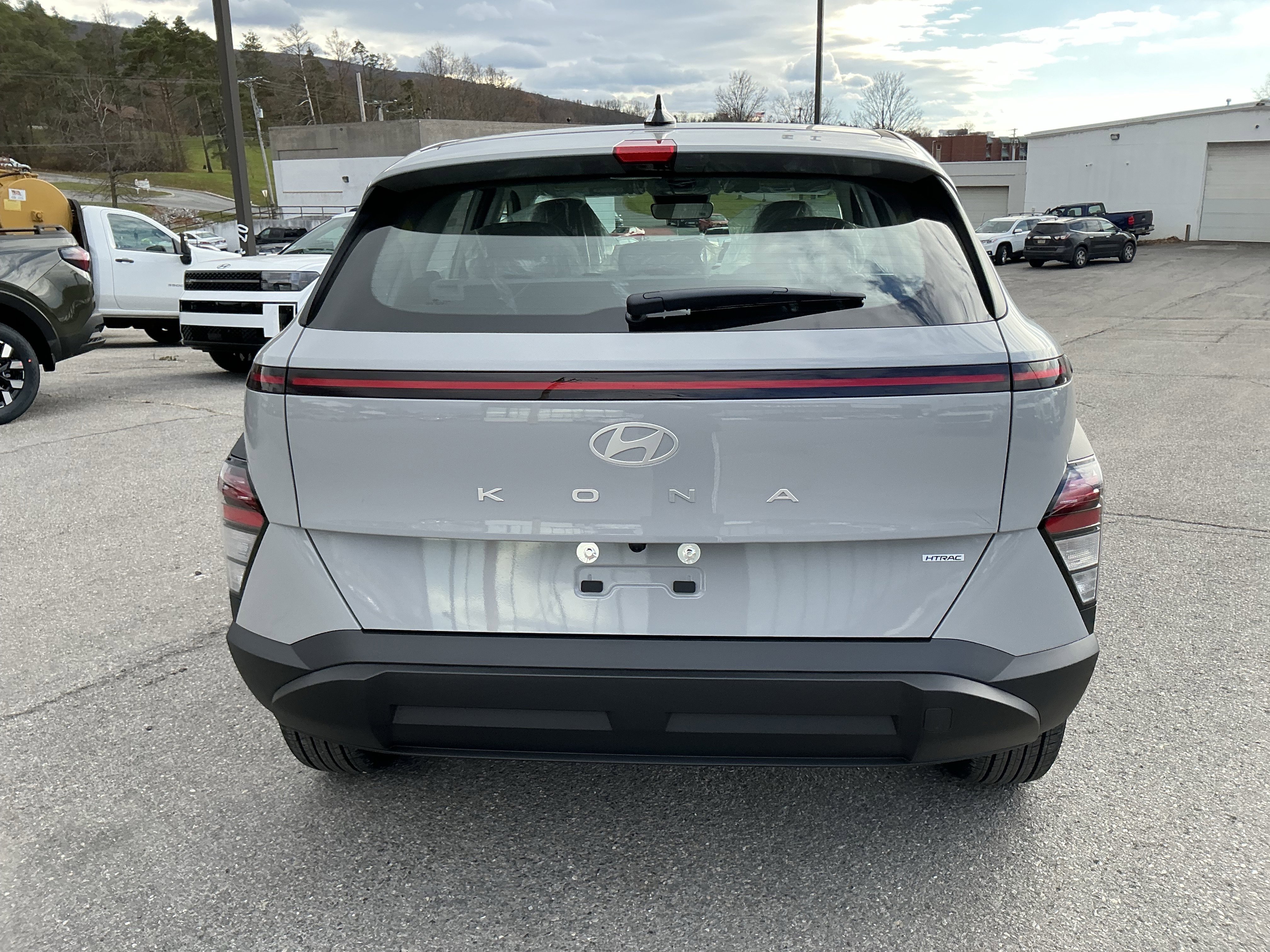 New 2026 Hyundai Kona SE image 4