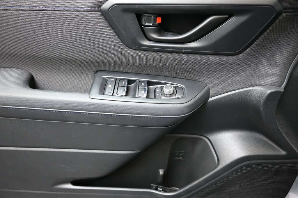 Certified 2025 Subaru Forester Premium AWD/4WD image 22