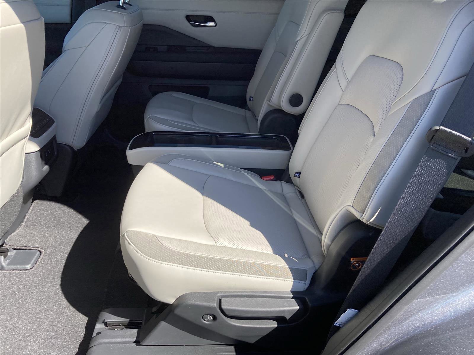 New 2026 Nissan Pathfinder SL w/ SL Premium Package image 29