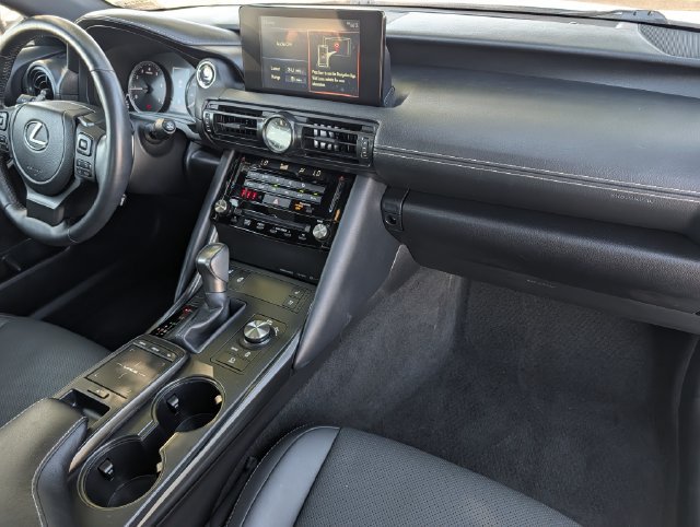 Used 2023 Lexus IS 300 w/ Comfort Package RWD image 36