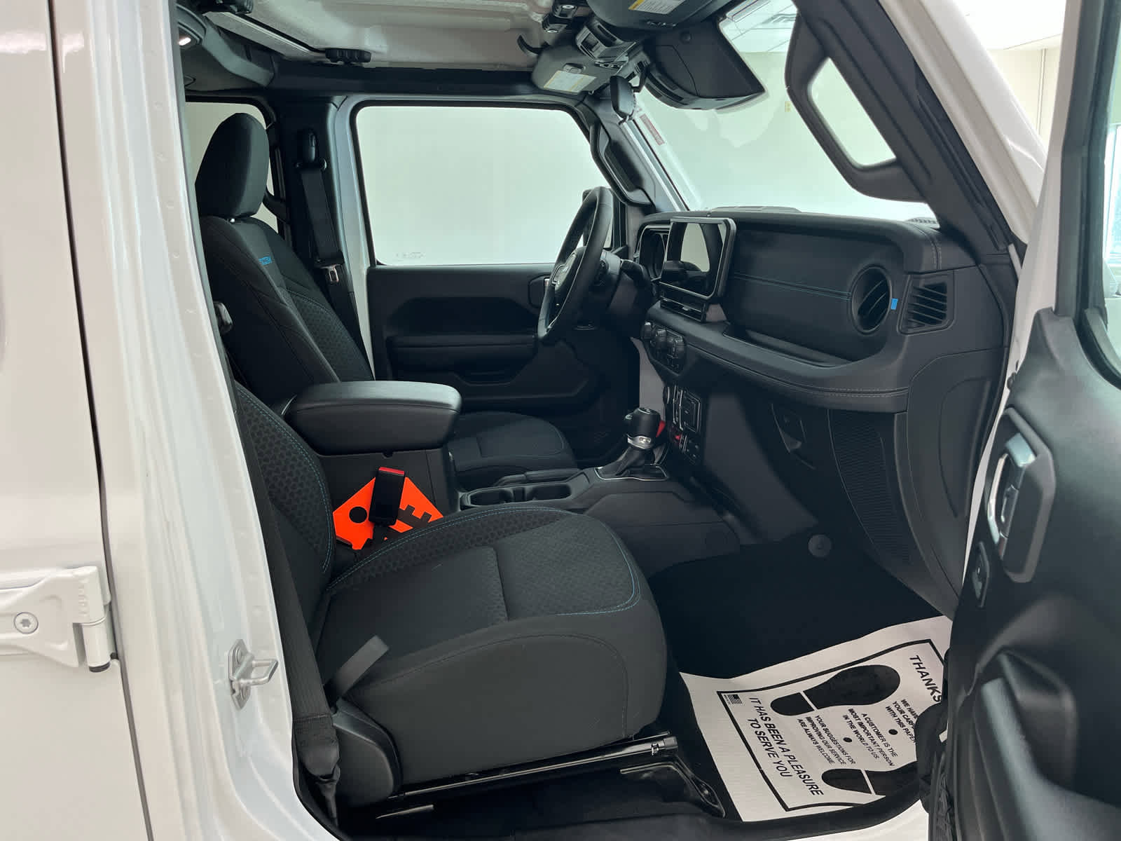 Used 2025 Jeep Wrangler Unlimited Rubicon 4xe w/ Safety Group image 17