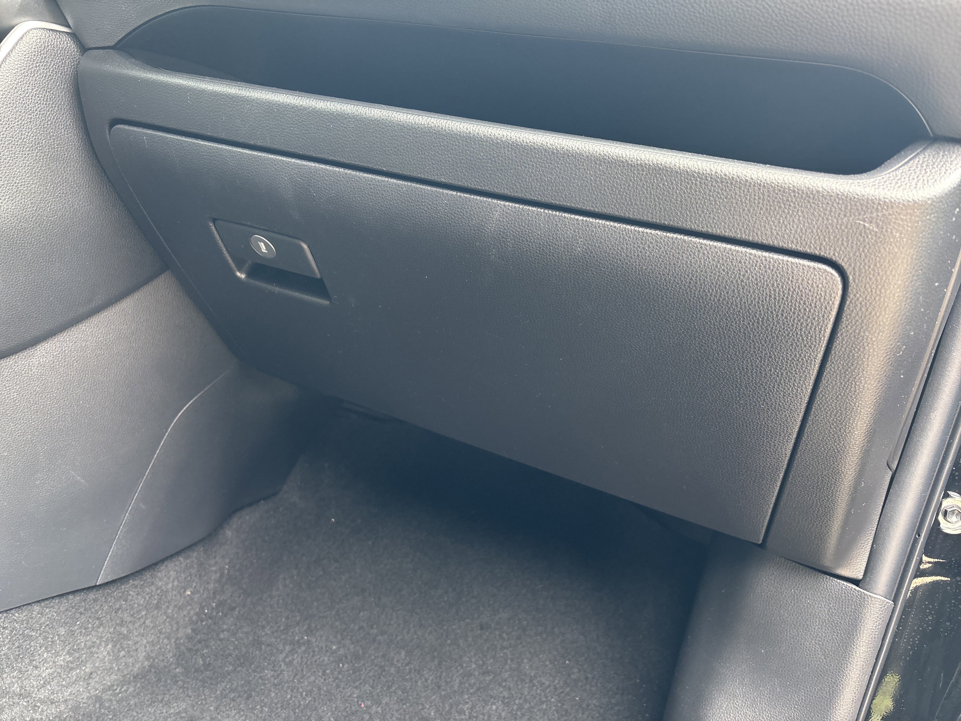 Used 2022 Toyota RAV4 XLE w/ Convenience Package AWD/4WD image 27