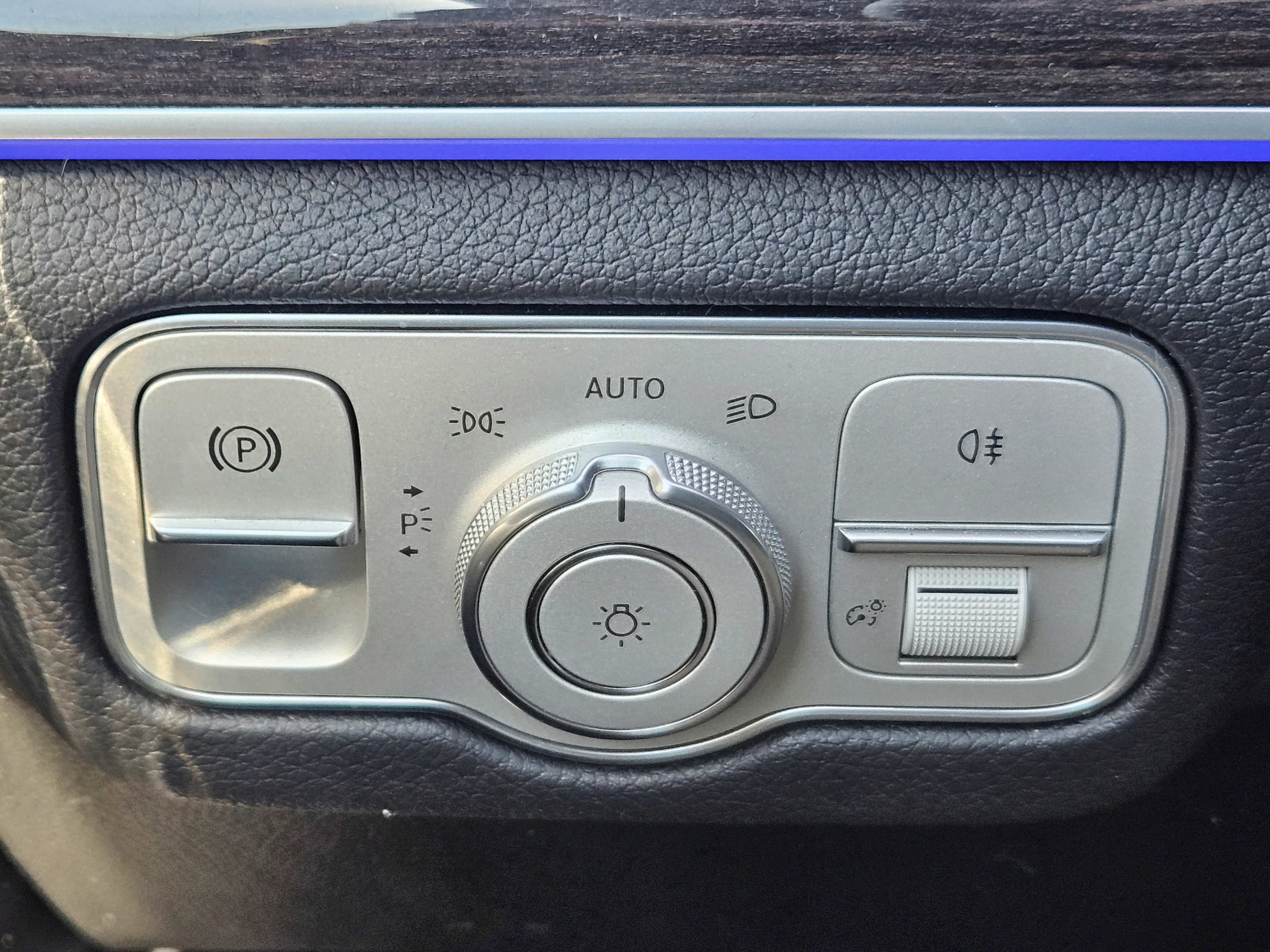 Used 2023 Mercedes-Benz GLS 450 4MATIC image 14