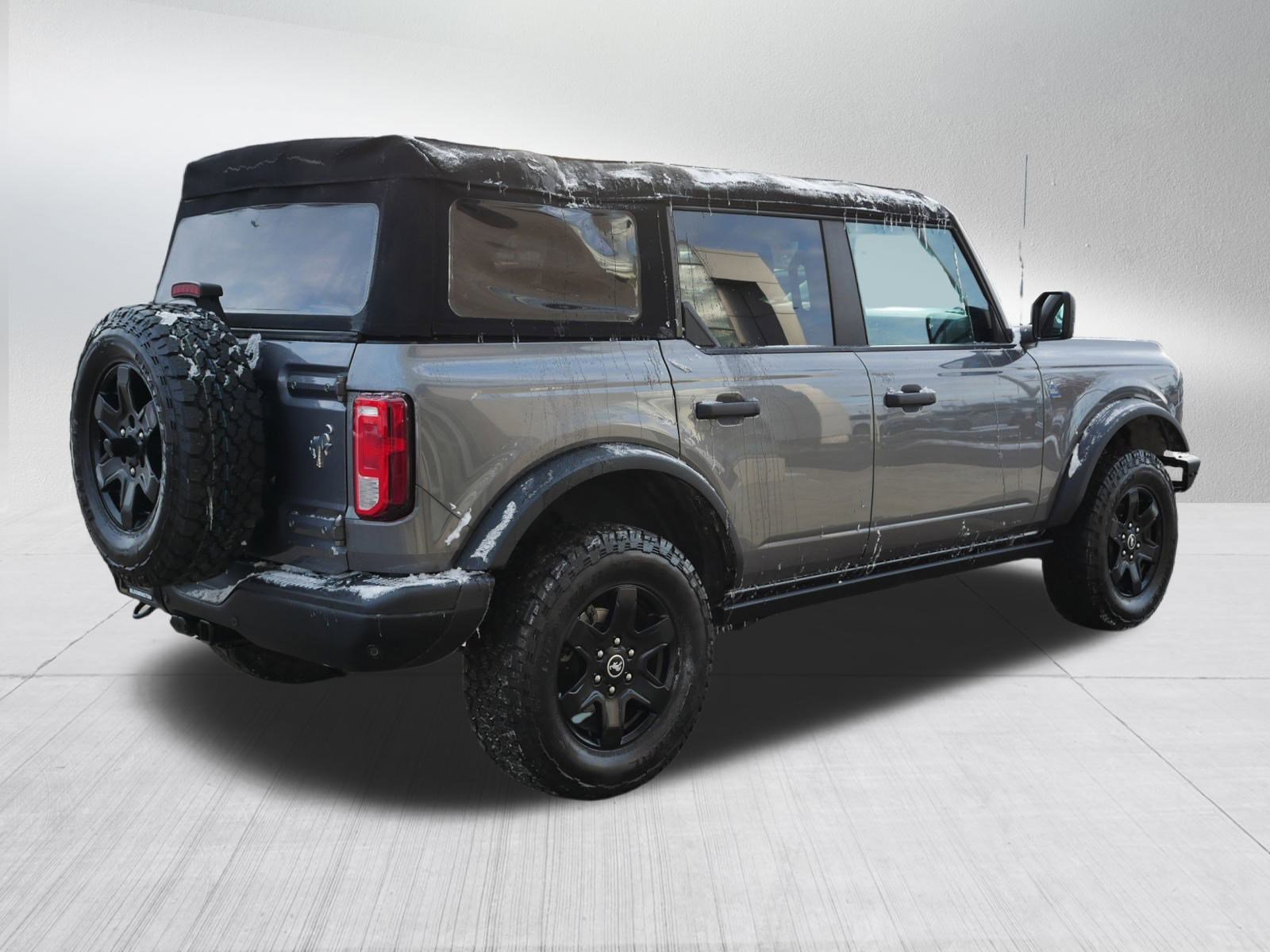 Used 2023 Ford Bronco Black Diamond image 7