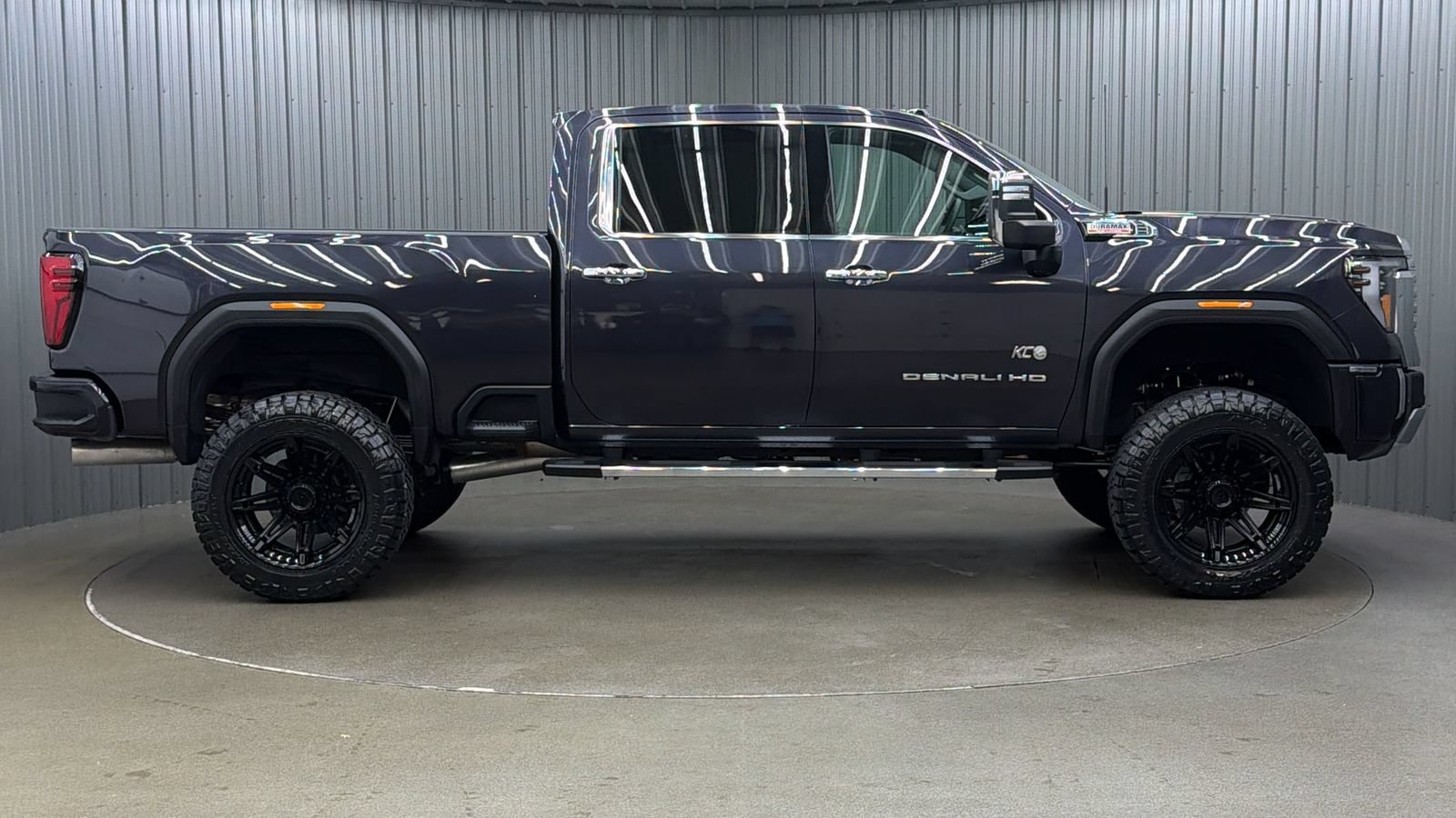 Used 2026 GMC Sierra 2500 Denali w/ Denali Reserve Package AWD/4WD image 6