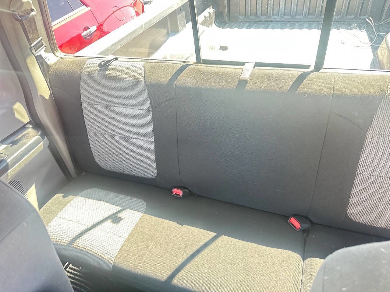 Used 2003 Ford F250 XLT image 26