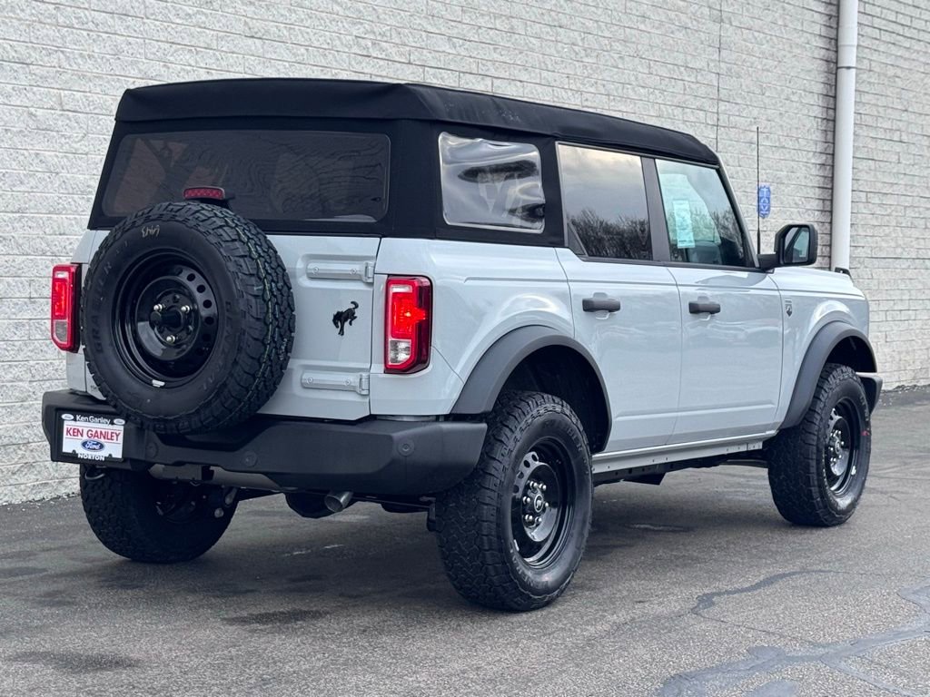 New 2026 Ford Bronco Big Bend image 9