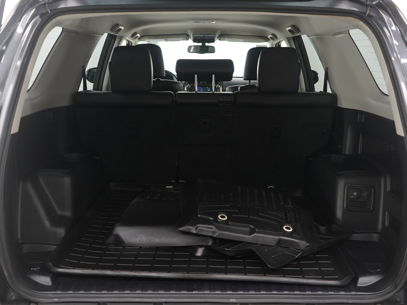 Used 2018 Toyota 4Runner TRD Off-Road Premium image 18