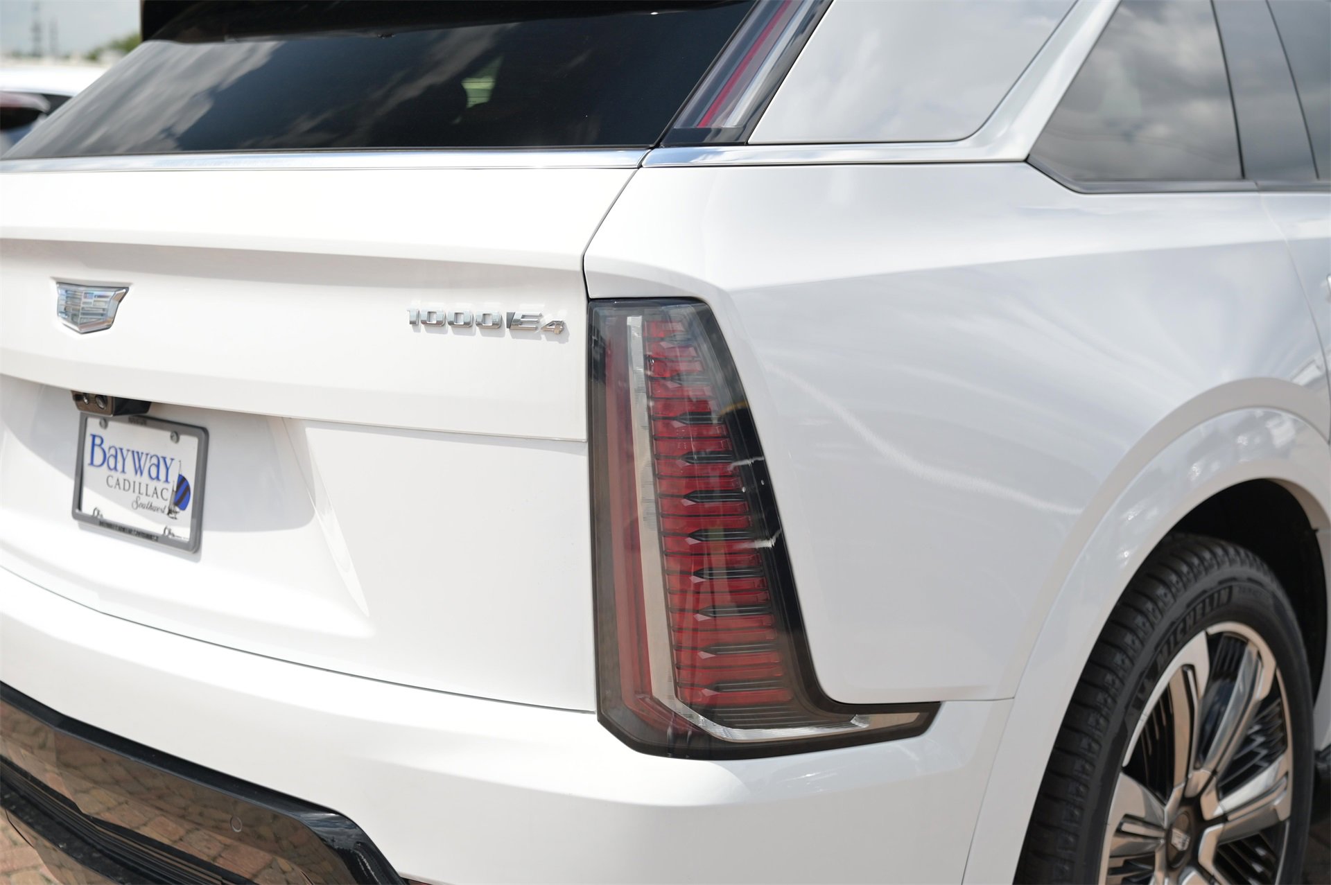 New 2025 Cadillac Escalade IQ Luxury 2 image 19